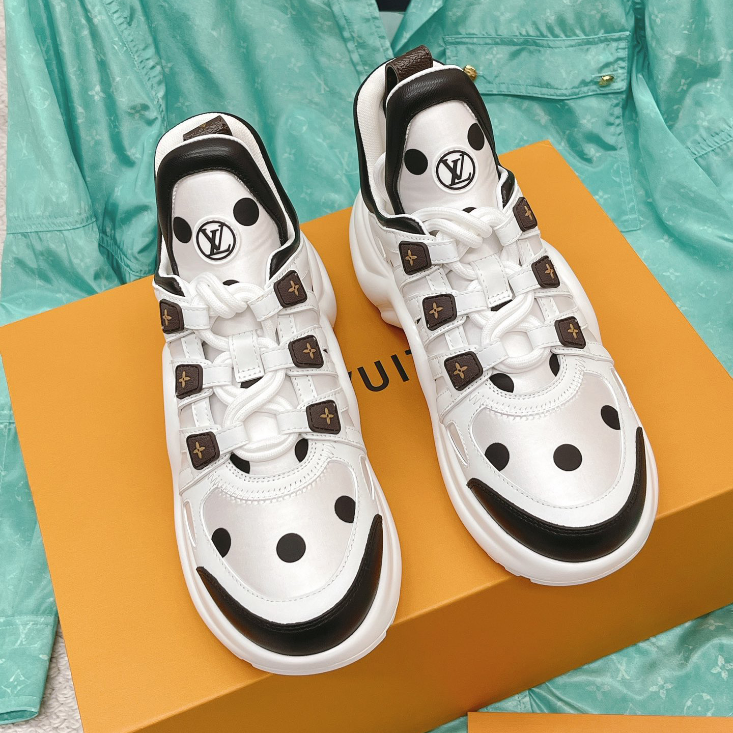 Louis Vuitton LV Archlight Sneaker     1AA0ON - PerfectKickZ