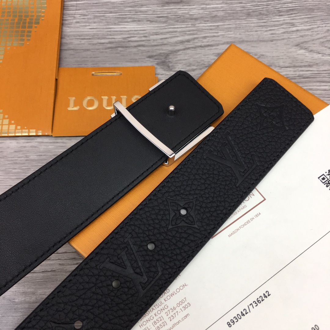 Louis Vuitton Shape 40MM Reversible Belt - PerfectKickZ
