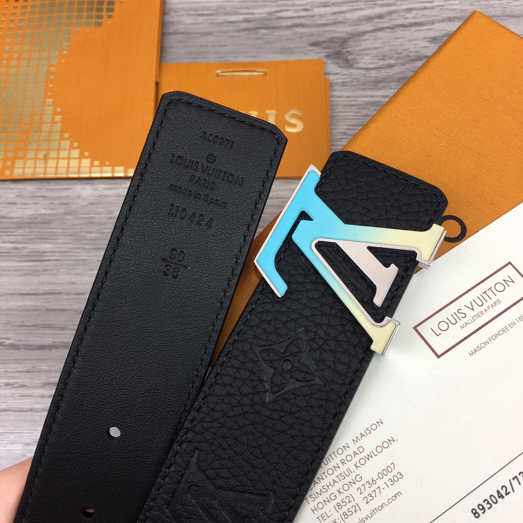 Louis Vuitton Shape 40MM Reversible Belt - PerfectKickZ