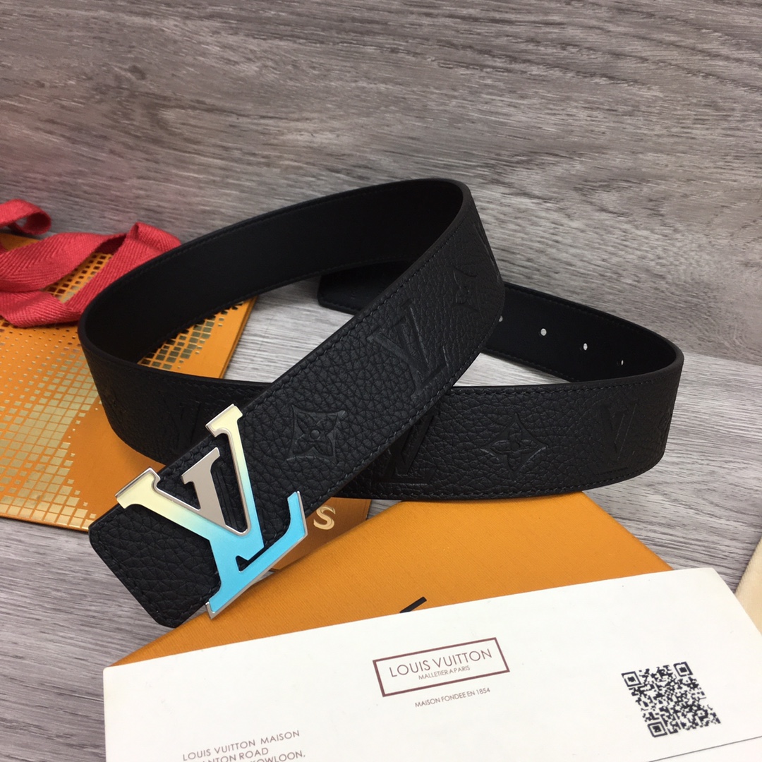 Louis Vuitton Shape 40MM Reversible Belt - PerfectKickZ