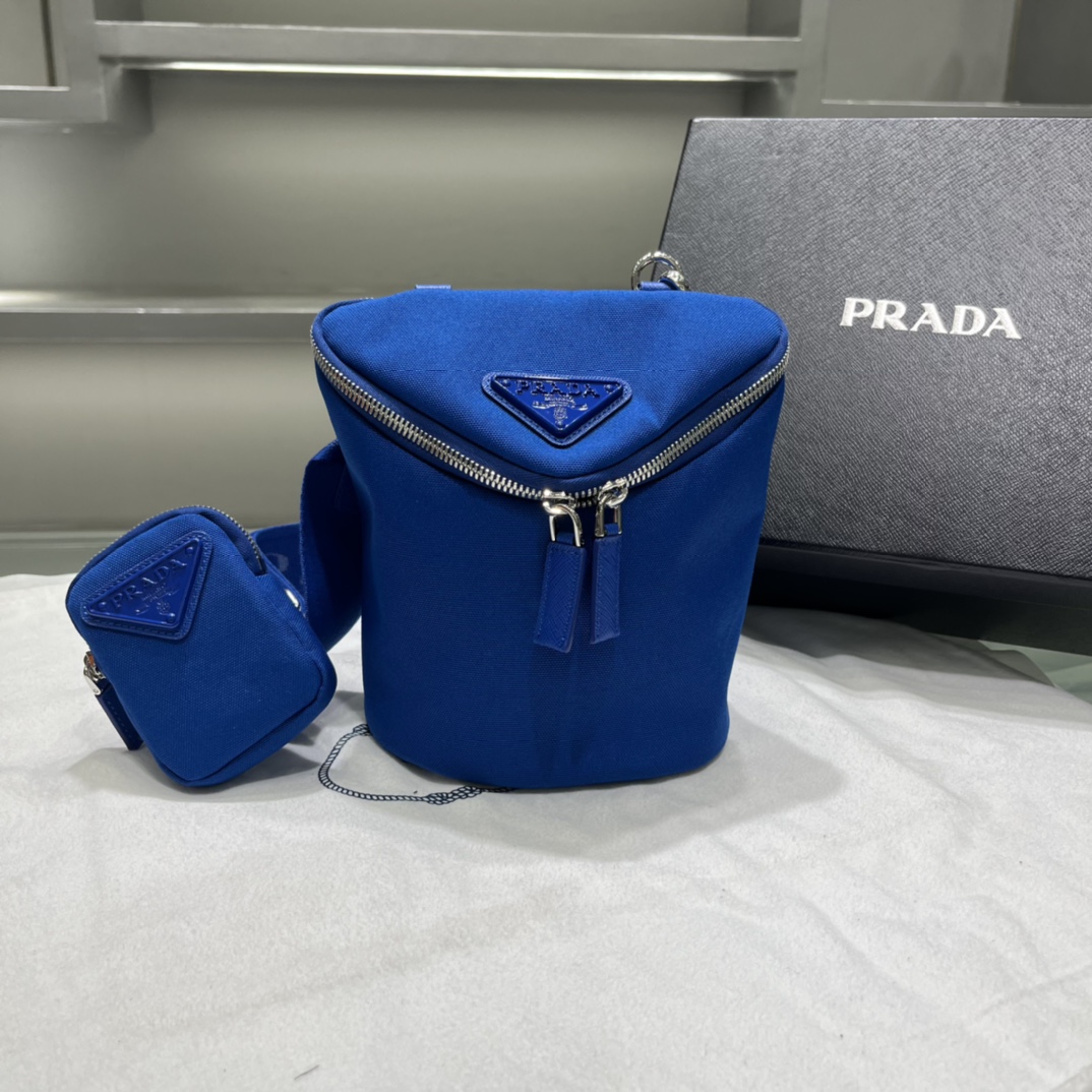 Prada Canvas Shoulder Bag(21-15-15cm)   2VH147 - PerfectKickZ