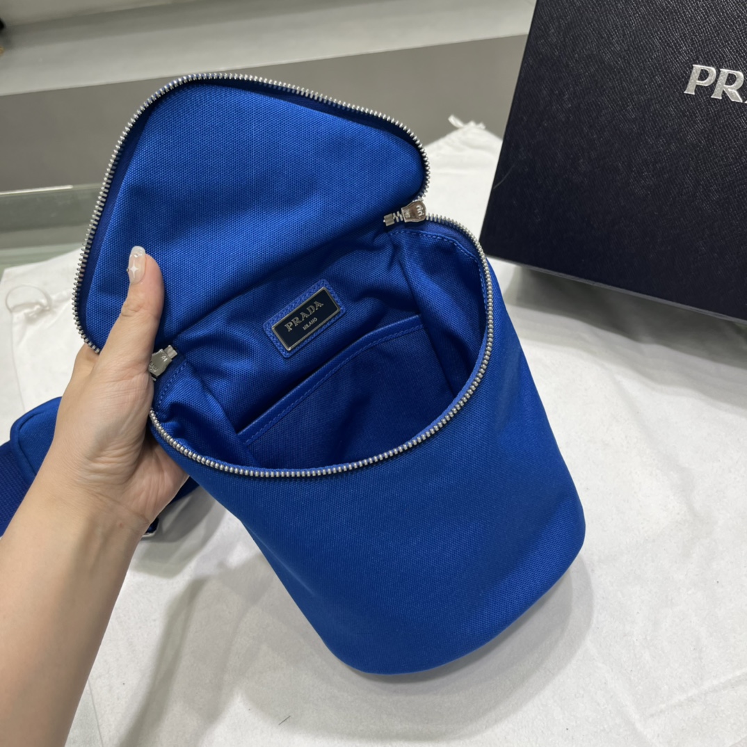 Prada Canvas Shoulder Bag(21-15-15cm)   2VH147 - 