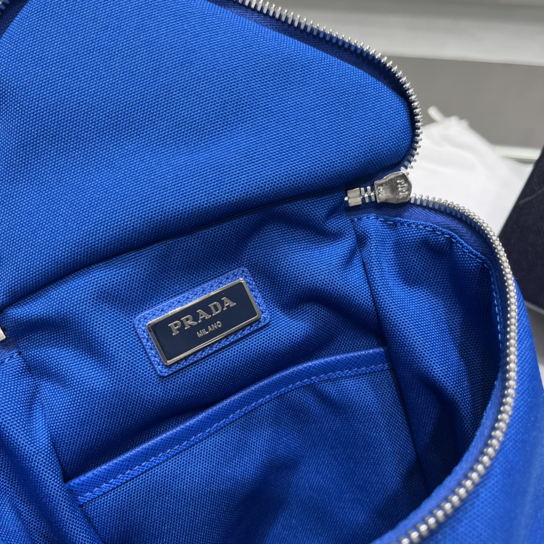 Prada Canvas Shoulder Bag(21-15-15cm)   2VH147 - 
