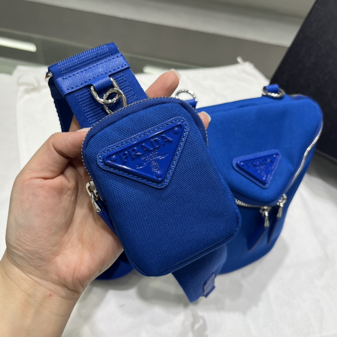 Prada Canvas Shoulder Bag(21-15-15cm)   2VH147 - 