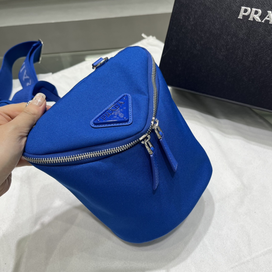 Prada Canvas Shoulder Bag(21-15-15cm)   2VH147 - 