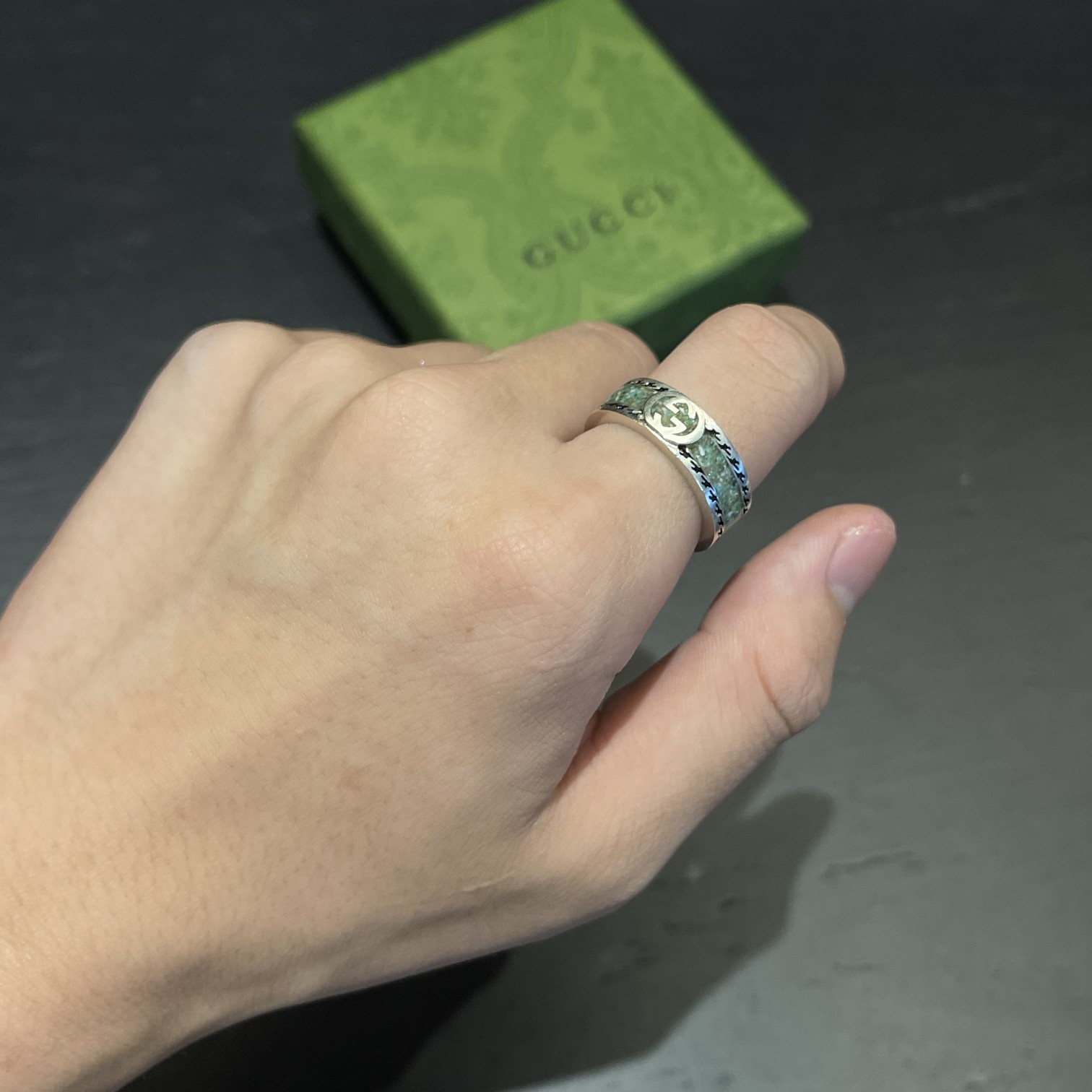 Gucci Ring with Interlocking G - PerfectKickZ