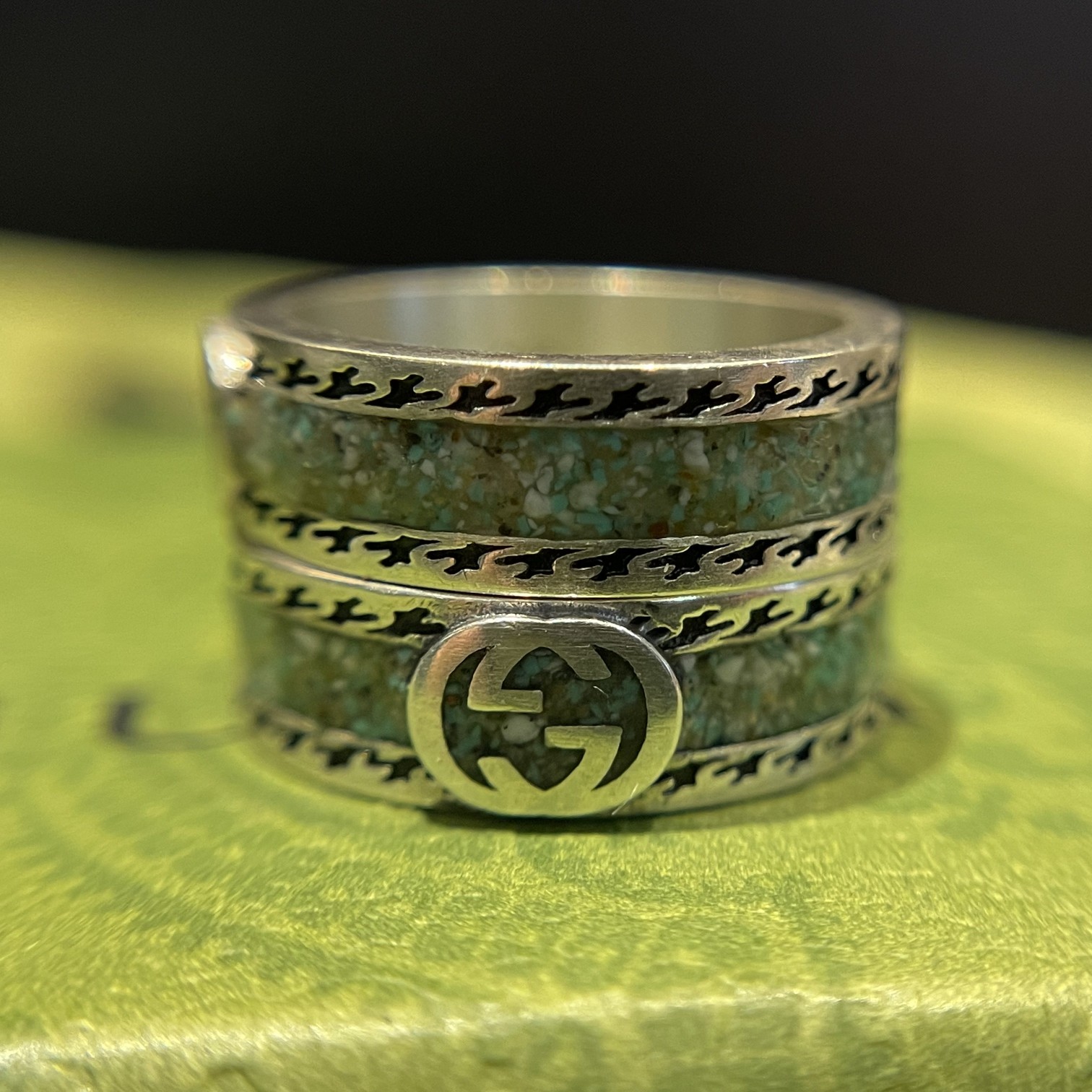 Gucci Ring with Interlocking G - PerfectKickZ
