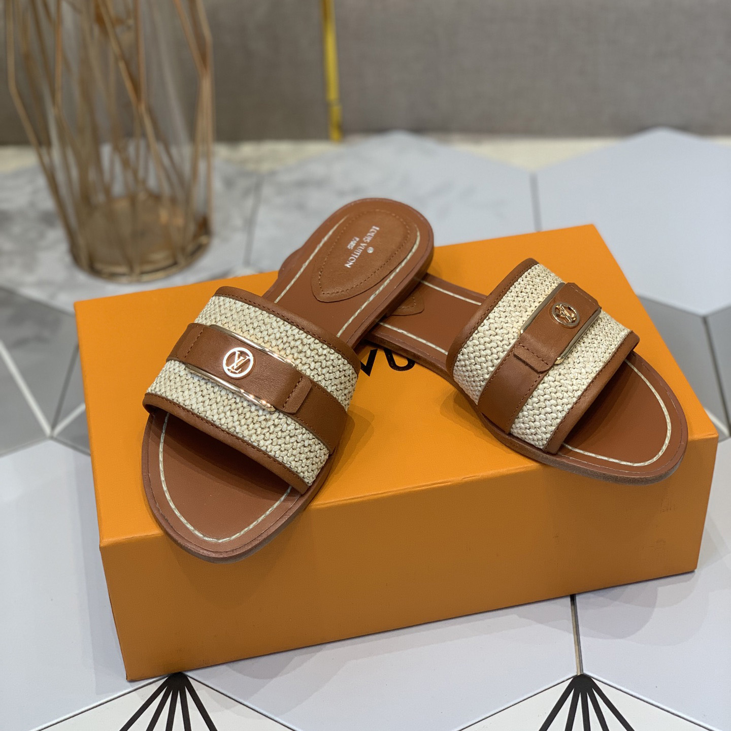 Louis Vuitton Lock It Flat Mule   1AA1A6 - PerfectKickZ
