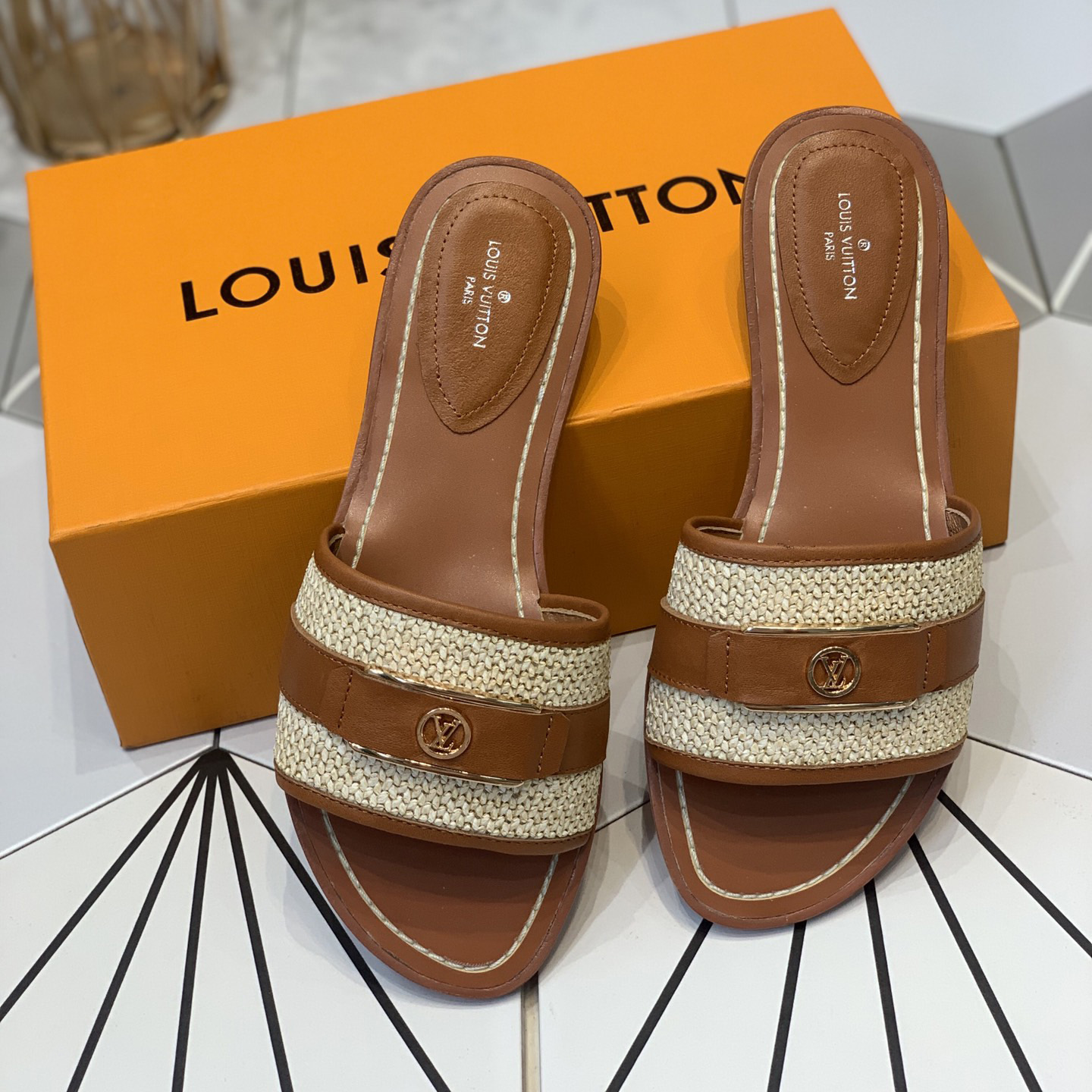 Louis Vuitton Lock It Flat Mule   1AA1A6 - PerfectKickZ