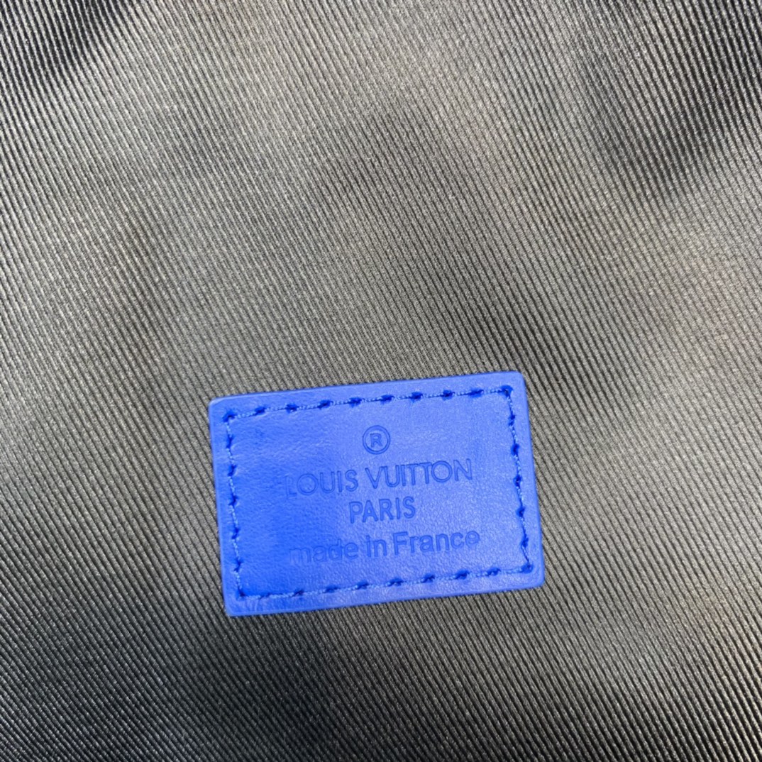 Louis Vuitton Dean Backpack(31-41.5-15cm)   M45867 - PerfectKickZ