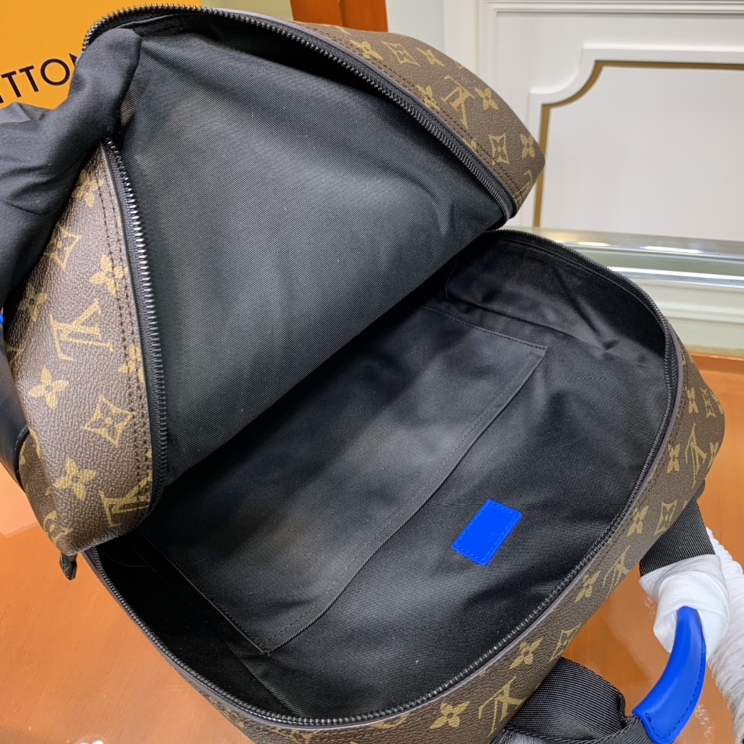 Louis Vuitton Dean Backpack(31-41.5-15cm)   M45867 - PerfectKickZ