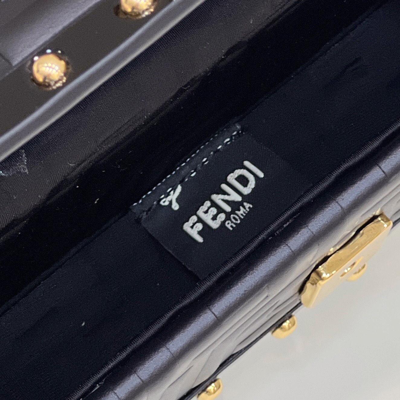 Fendi Baguette Trunk Mini Black Leather Bag(18.5-11.5-5cm) - PerfectKickZ