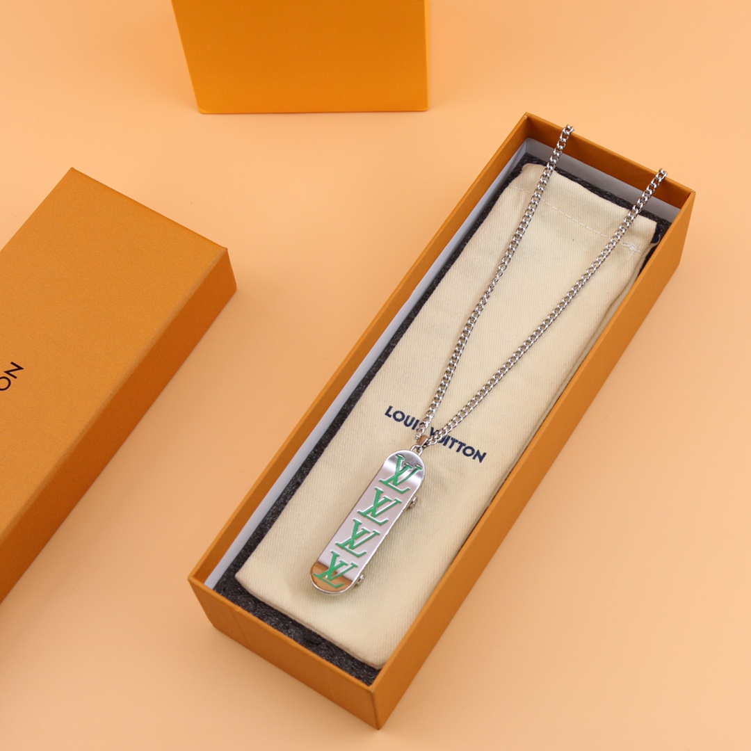 Louis Vuitton LV Skateboard Pendant   MP3277 - PerfectKickZ