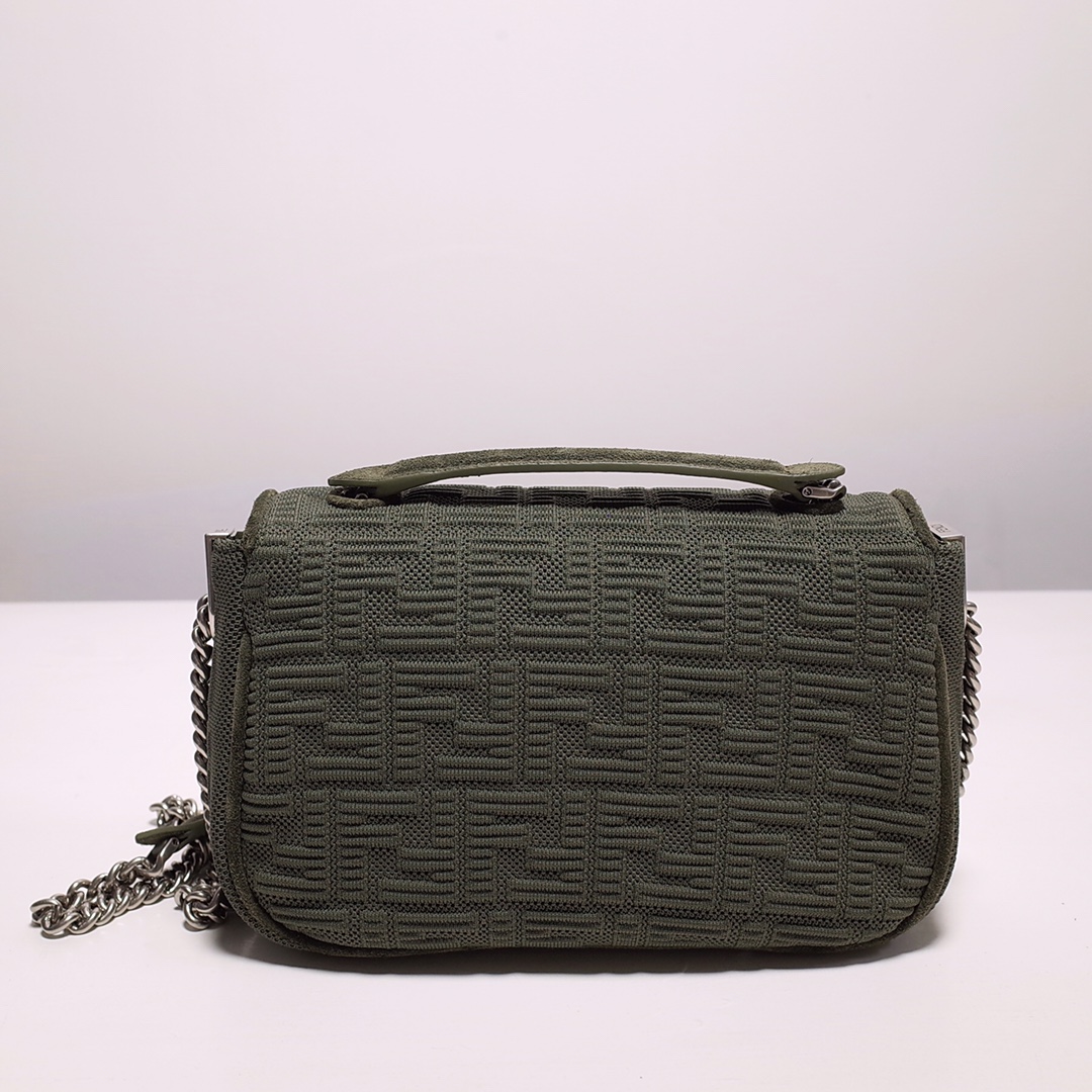 Fendi Iconic Medium Baguette Bag With Chain  (24-14.5-7CM)   8BR793 - PerfectKickZ