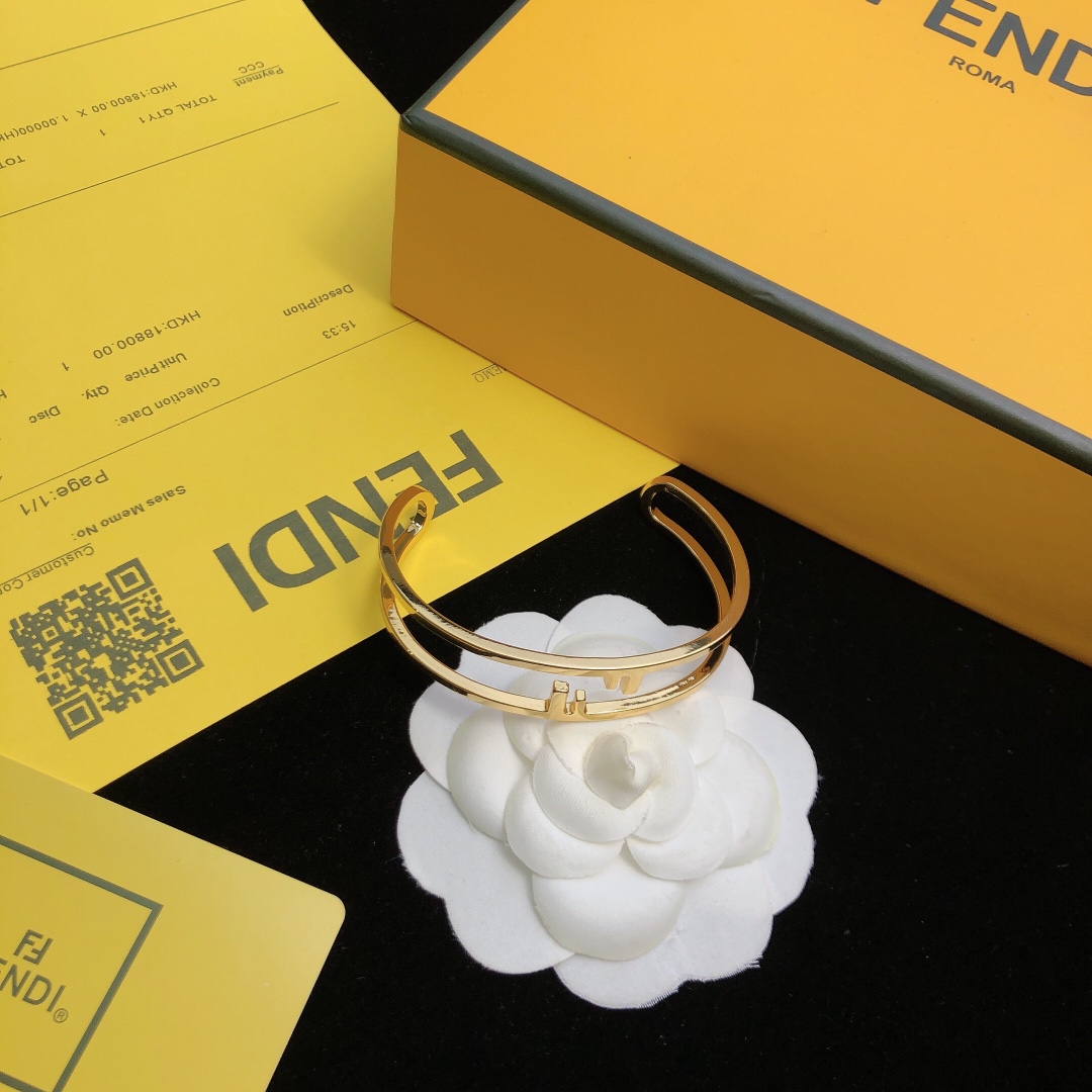 Fendi O’Lock Bracelet - PerfectKickZ