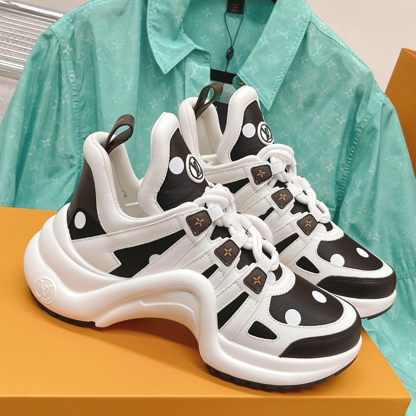 Louis Vuitton LV Archlight Sneaker    - PerfectKickZ