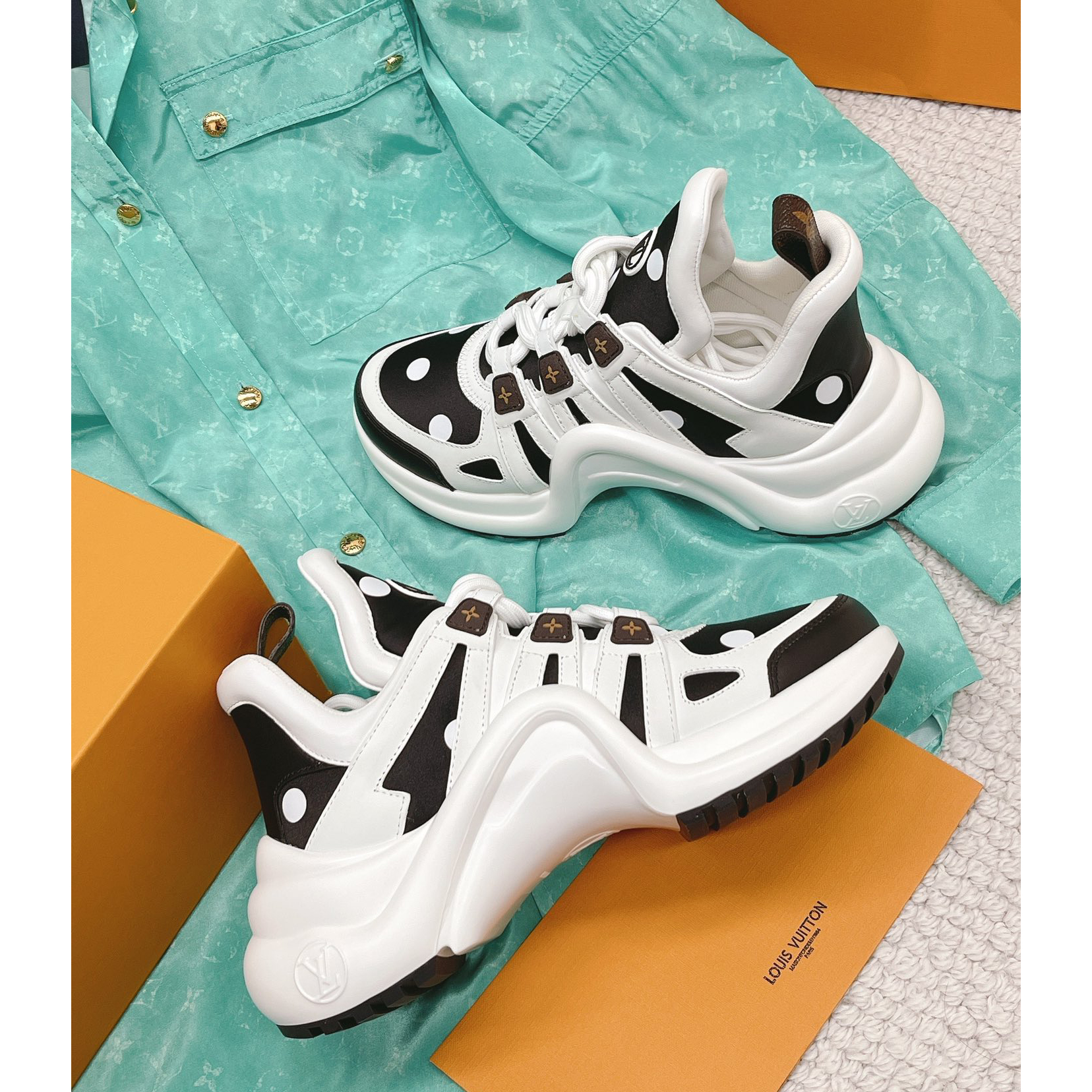 Louis Vuitton LV Archlight Sneaker    - PerfectKickZ