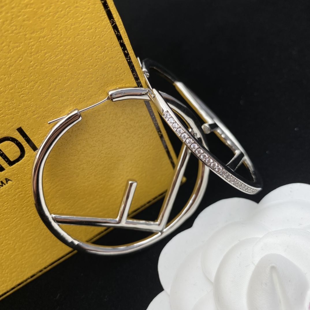 Fendi Earrings - PerfectKickZ