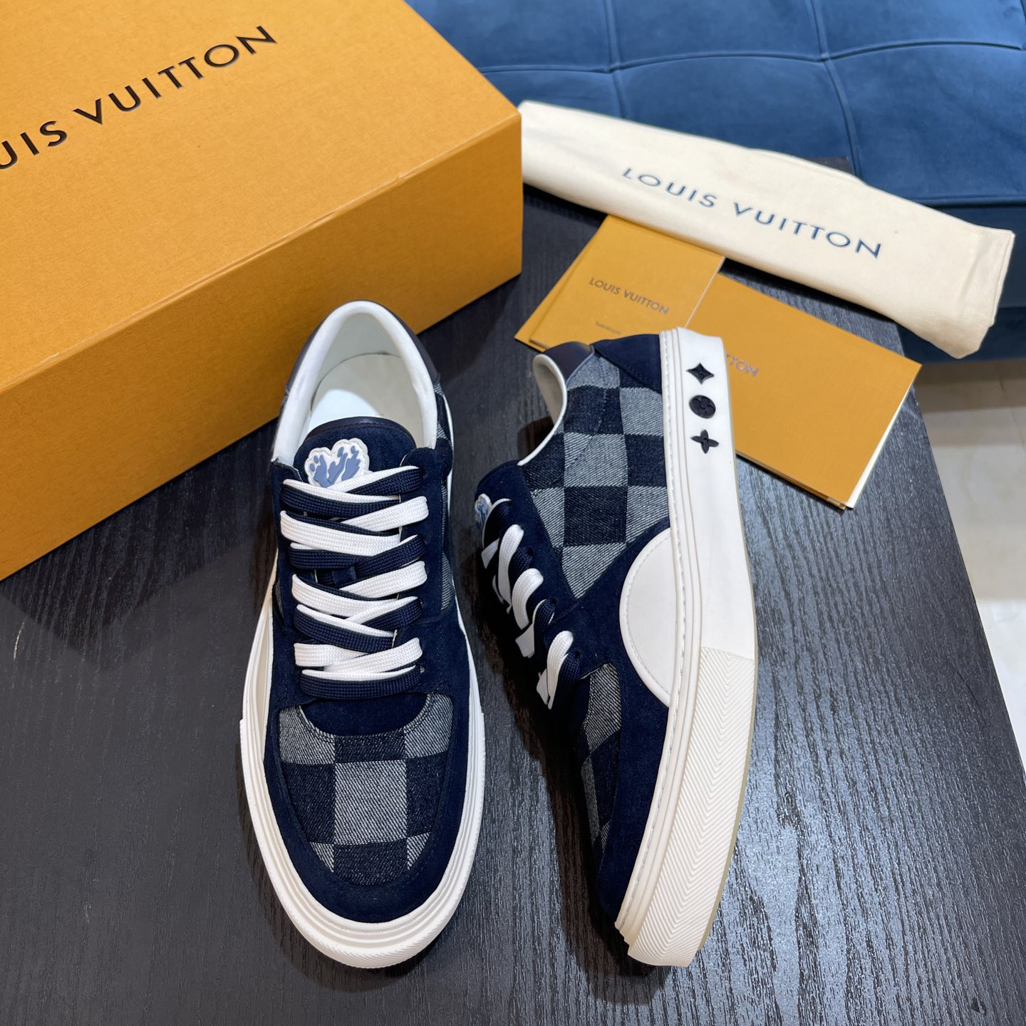 Louis Vuitton LV Ollie Sneaker      - 