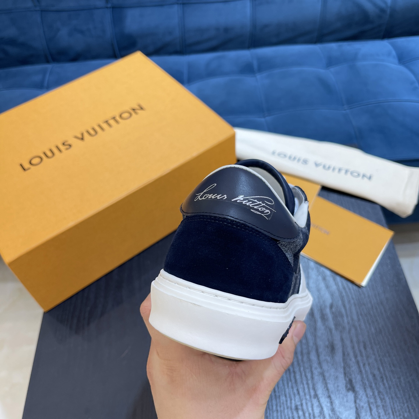 Louis Vuitton LV Ollie Sneaker      - 