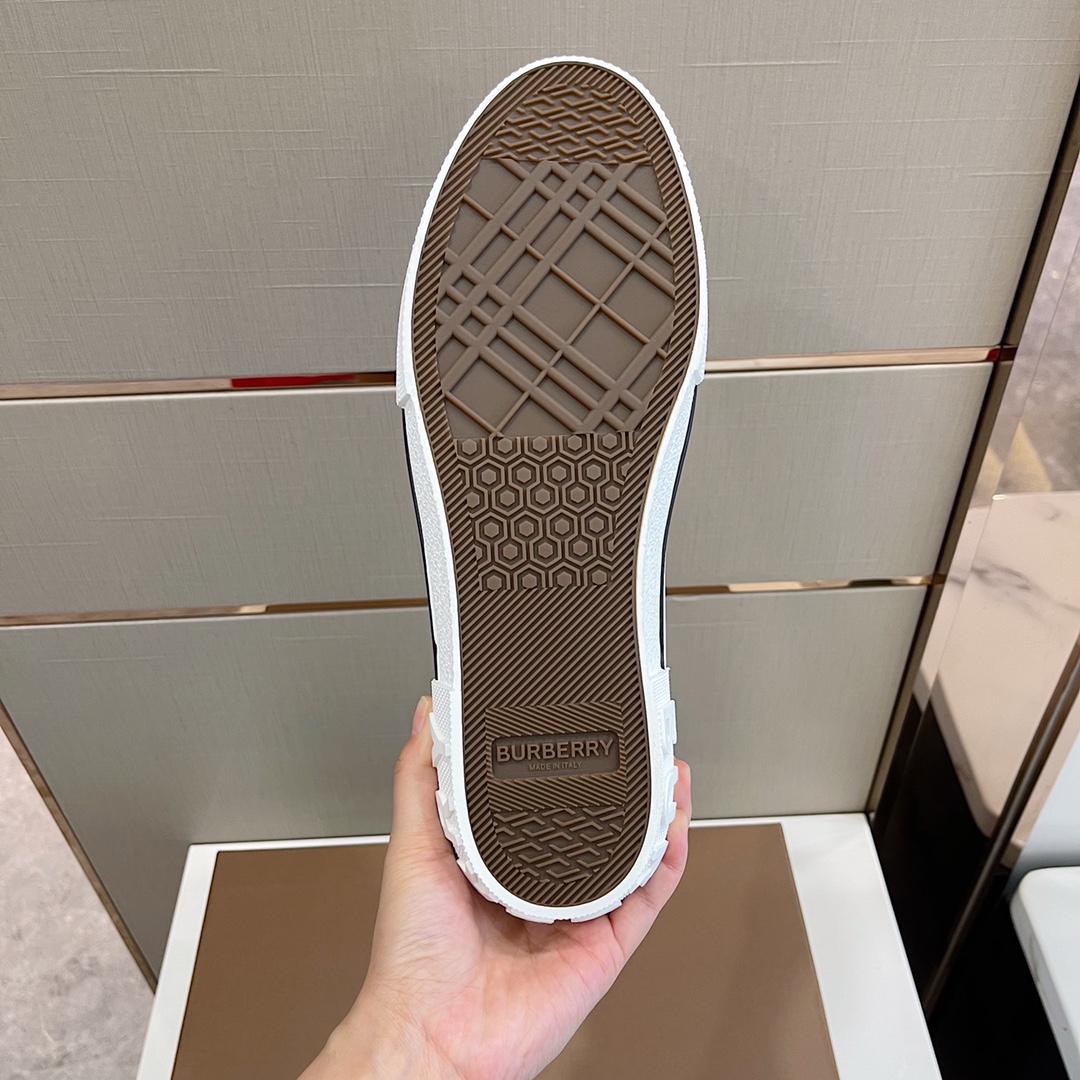 Burberry Monogram Print Cotton Sneakers - PerfectKickZ