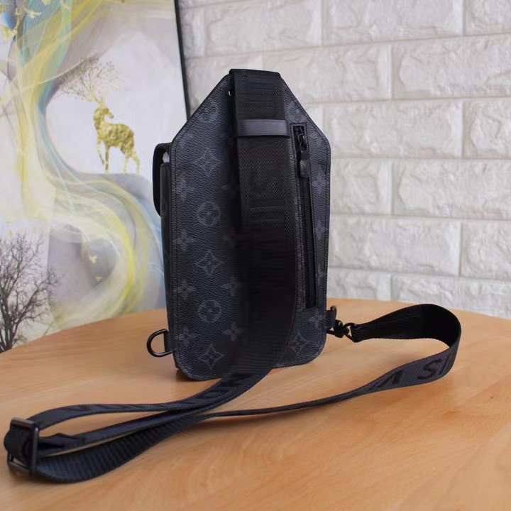 Louis Vuitton Saumur Slingbag(13-18-3.5CM)  M45912 - 