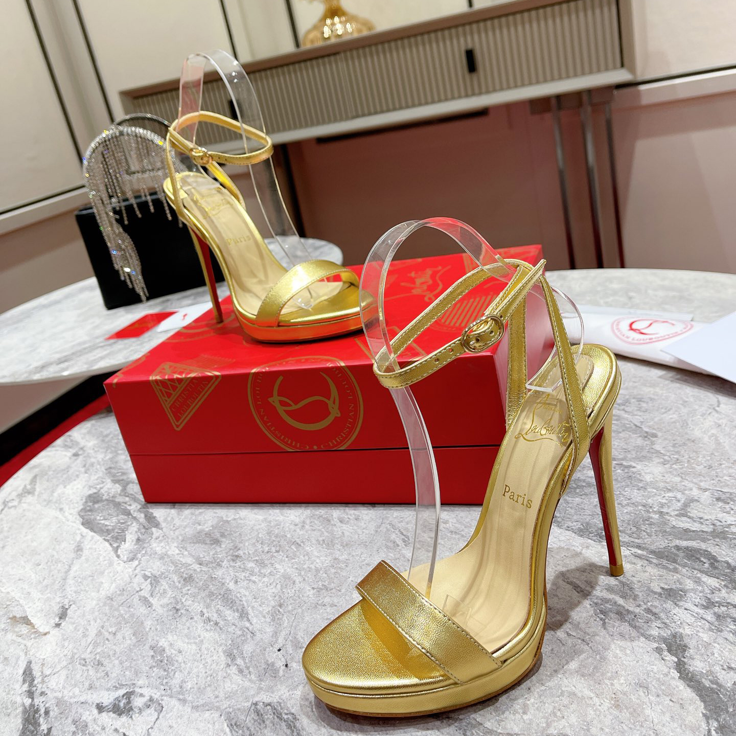 Christian Louboutin   Loubi Queen Sandal(12CM) - PerfectKickZ