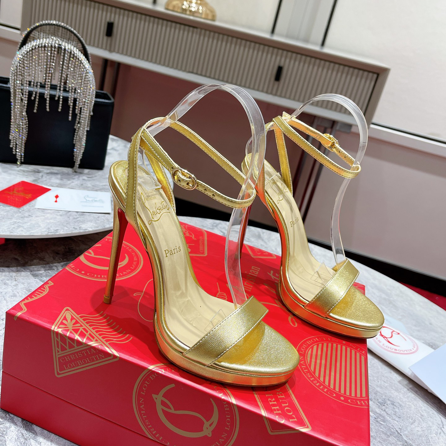 Christian Louboutin   Loubi Queen Sandal(12CM) - PerfectKickZ