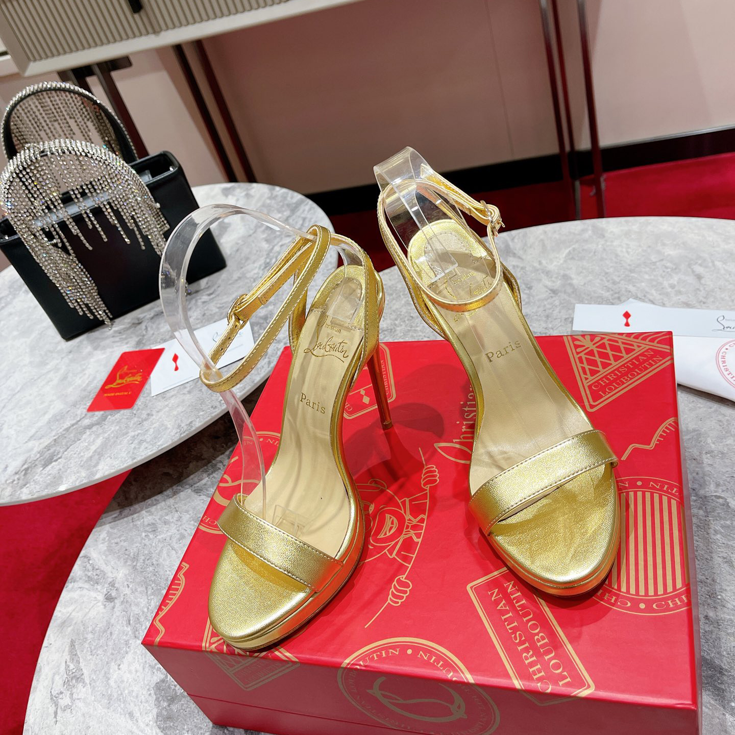 Christian Louboutin   Loubi Queen Sandal(12CM) - PerfectKickZ