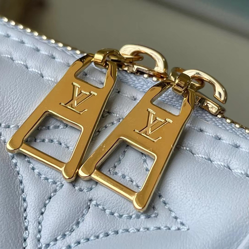 Louis Vuitton Alma BB Handbag(24.5-18-12CM)  M59822 - PerfectKickZ