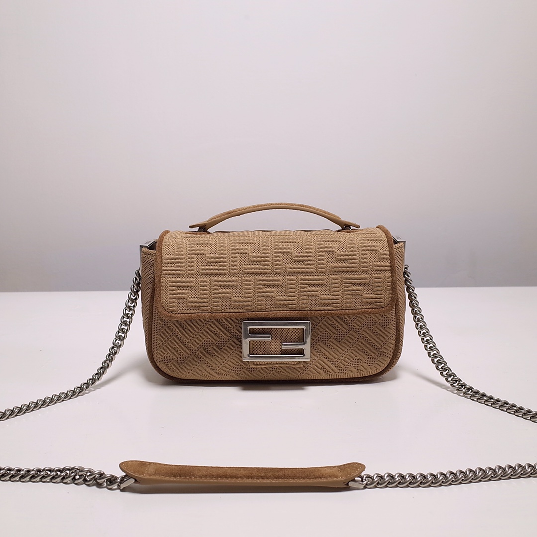 Fendi Iconic Medium Baguette Bag With Chain  (24-14.5-7CM)   8BR793 - PerfectKickZ