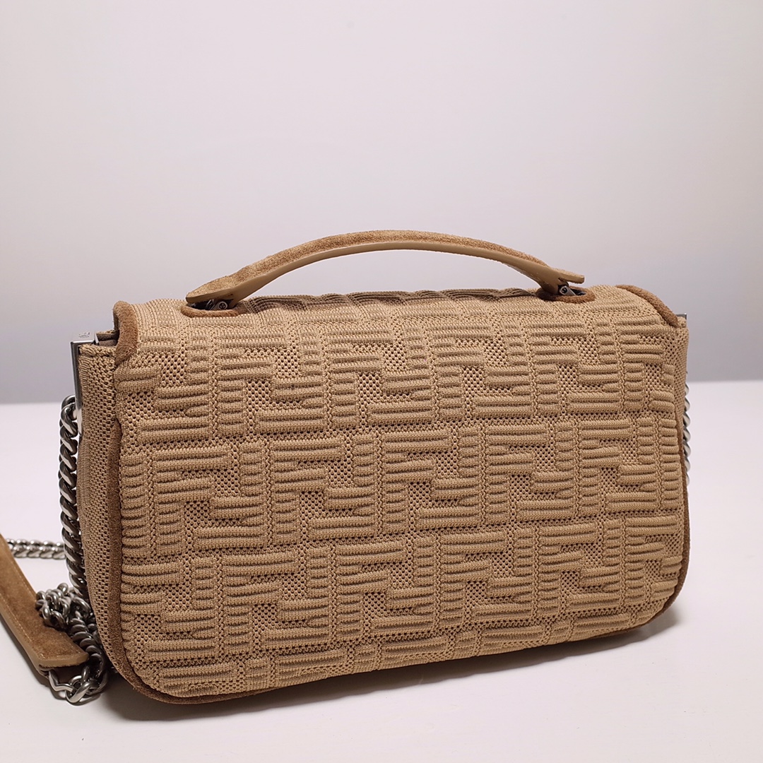 Fendi Iconic Medium Baguette Bag With Chain  (24-14.5-7CM)   8BR793 - 