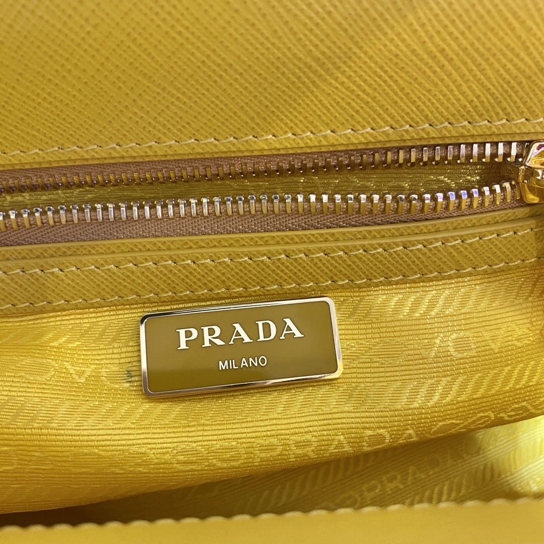 Prada Galleria Saffiano Leather Micro-Bag(20-14.5-9.5cm)   1BA906 - PerfectKickZ
