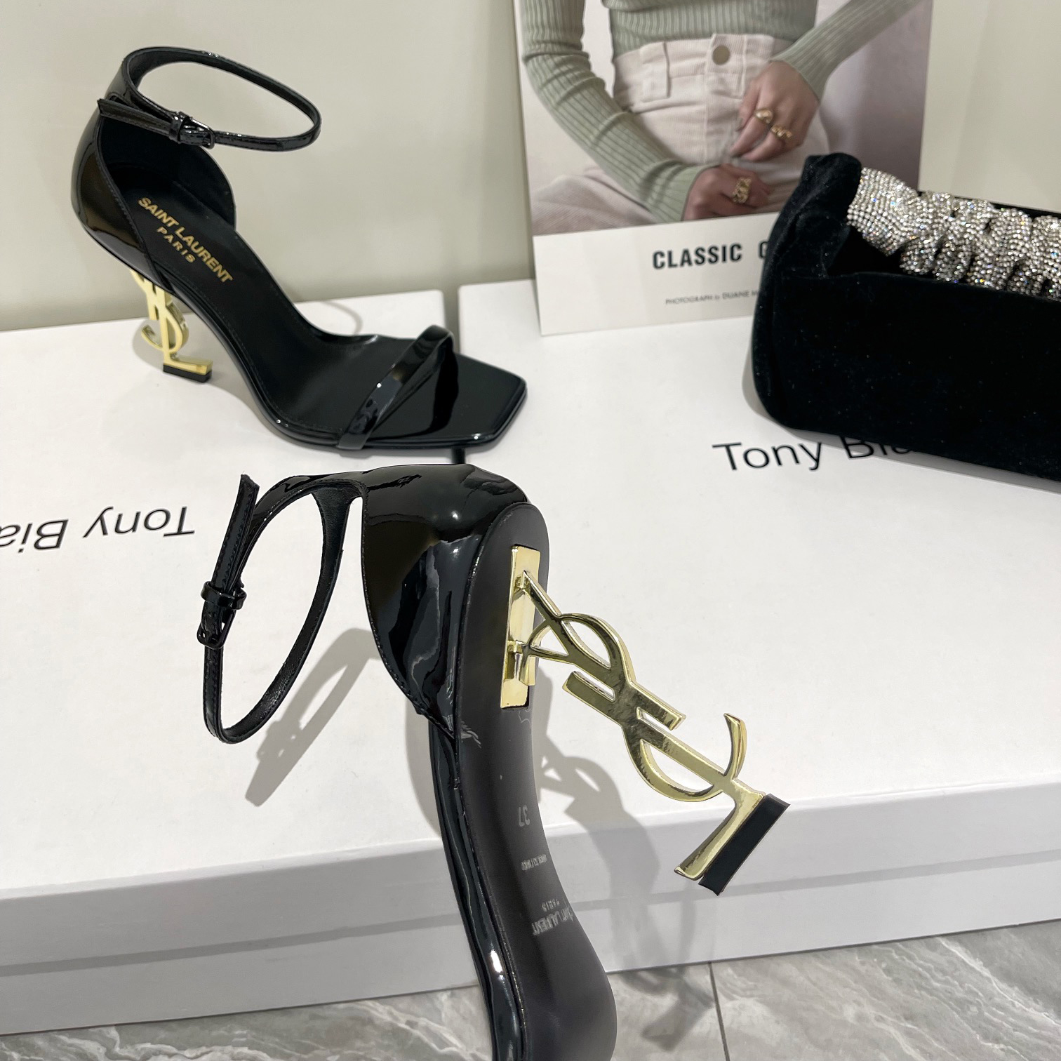 Saint Laurent Opyum Sandals In Patent Leather WIth Gold-Tone Heel— Heel Higth 90mm - PerfectKickZ