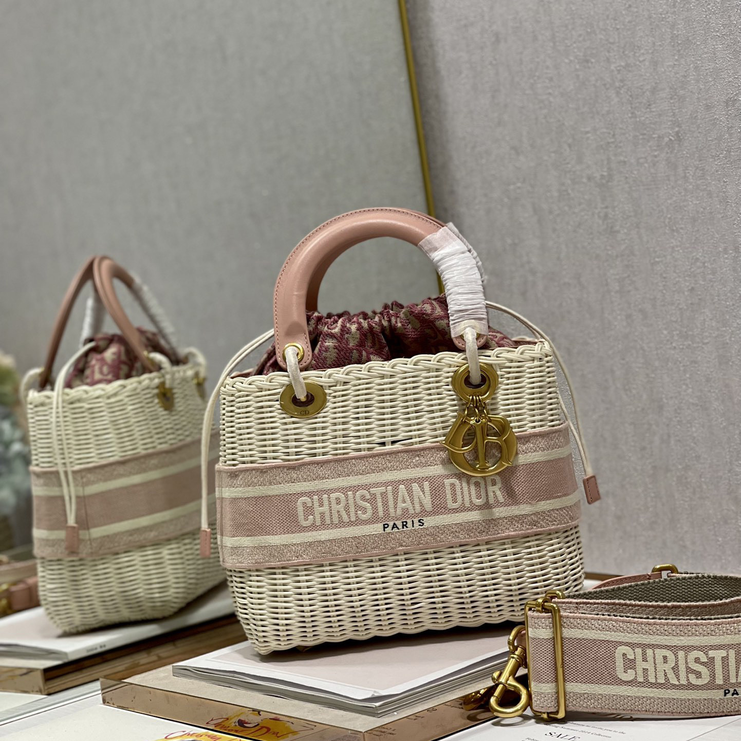Dior Medium Lady Dior Bag(24-20-11cm) - PerfectKickZ