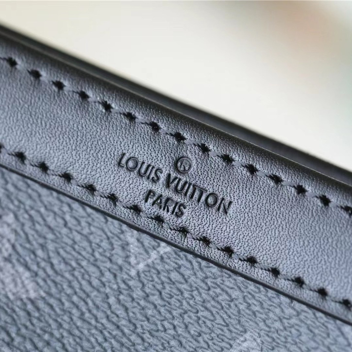 Louis Vuitton Monogram  Shoulder Bag(22-14.5-4.5cm)   - PerfectKickZ