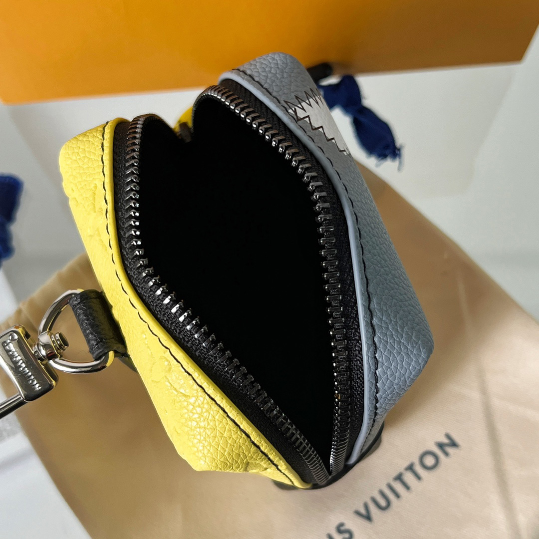 Louis Vuitton Colour Blocks Squared Pouch  M00739 - PerfectKickZ