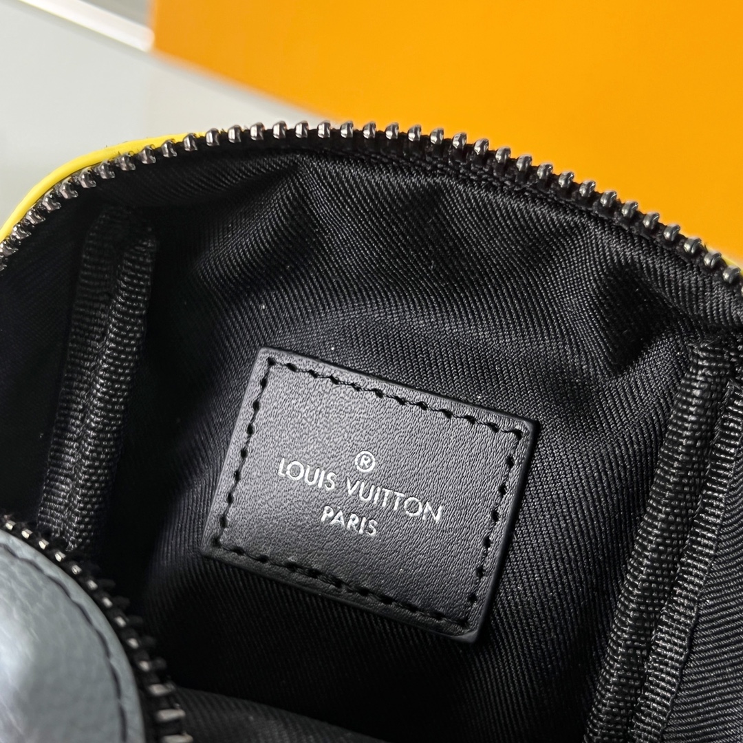 Louis Vuitton Colour Blocks Squared Pouch  M00739 - PerfectKickZ