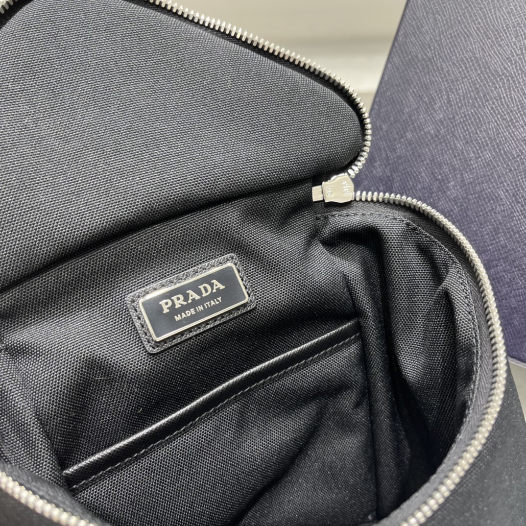 Prada Re-Nylon And Leather Shoulder Bag - 