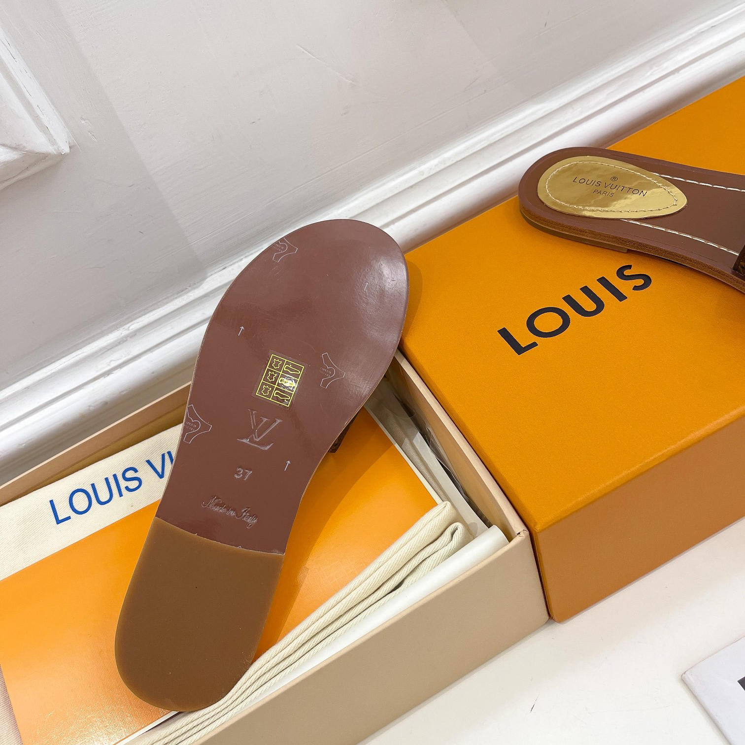 Louis Vuitton Lock It Flat Mule   1A9RC5 - PerfectKickZ