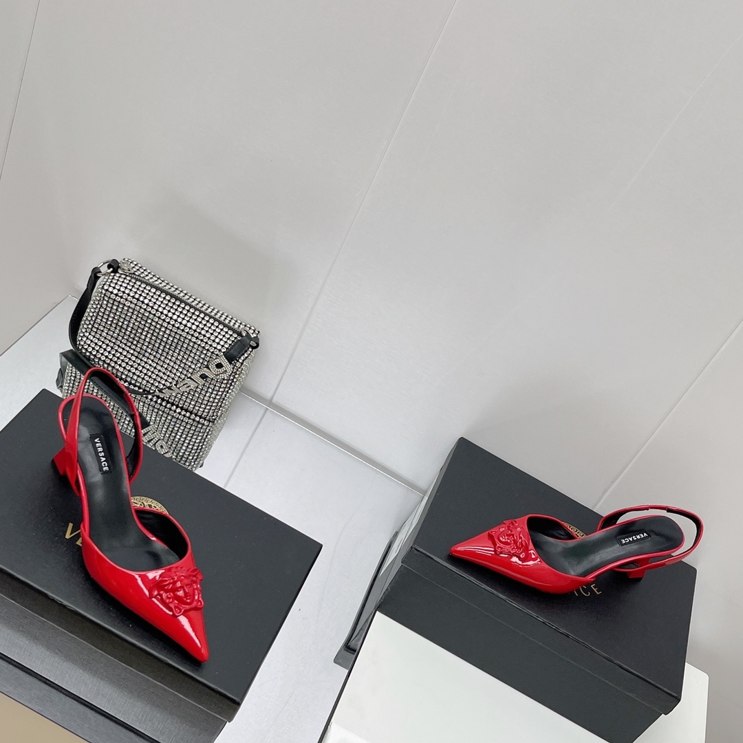 Versace La Medusa Sling-Back Pumps - PerfectKickZ
