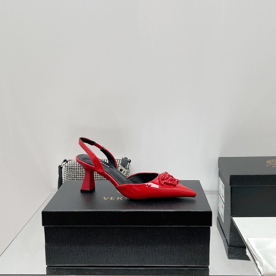 Versace La Medusa Sling-Back Pumps - PerfectKickZ