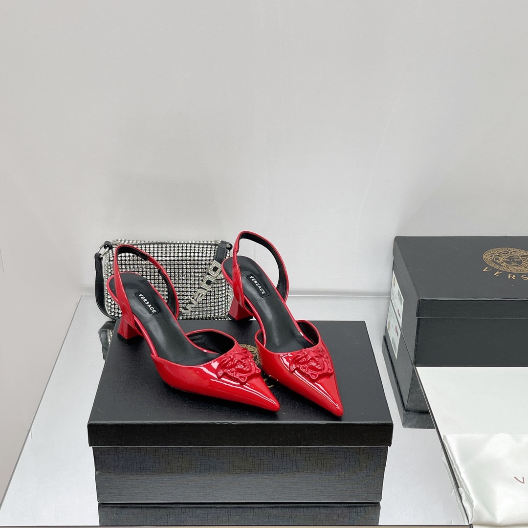 Versace La Medusa Sling-Back Pumps - PerfectKickZ