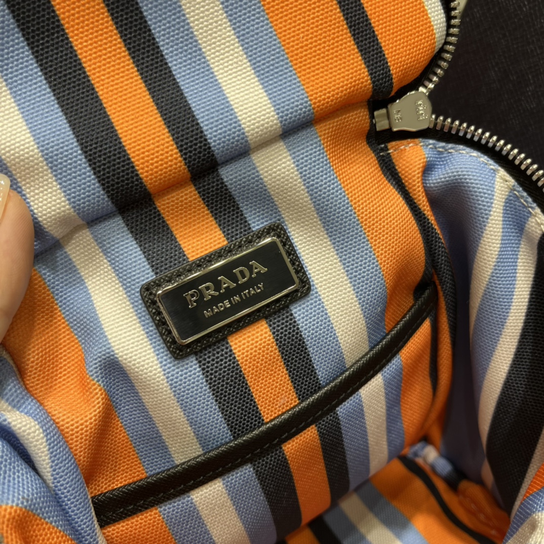 Prada Printed Canvas Shoulder Bag(21-15-15cm)   2VH147 - 