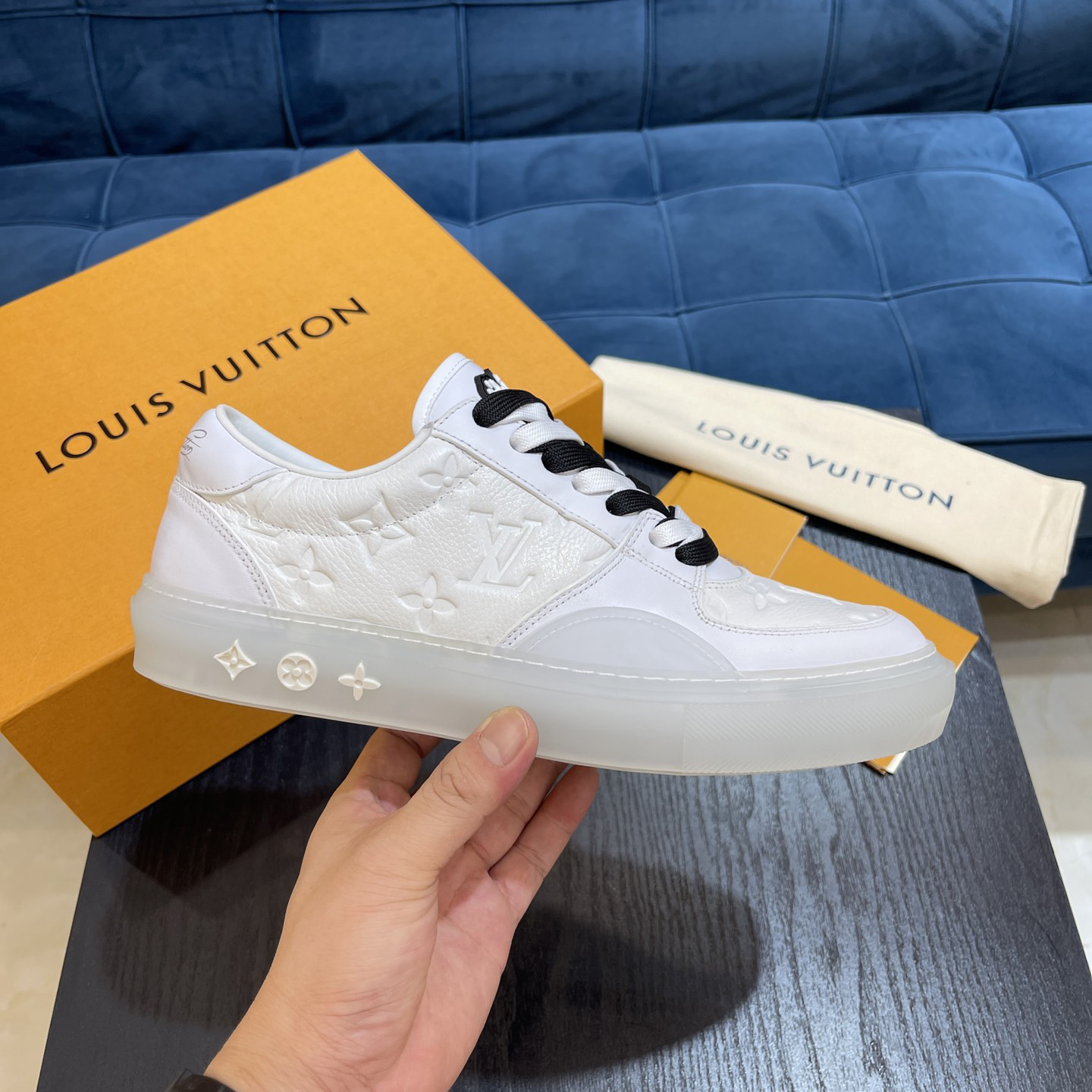 Louis Vuitton LV Ollie Sneaker        - 
