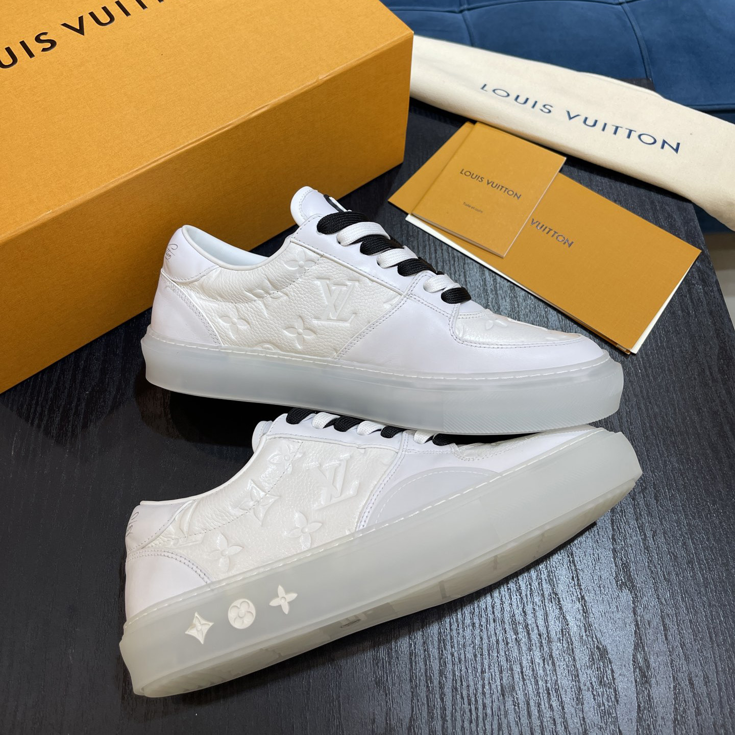 Louis Vuitton LV Ollie Sneaker        - 