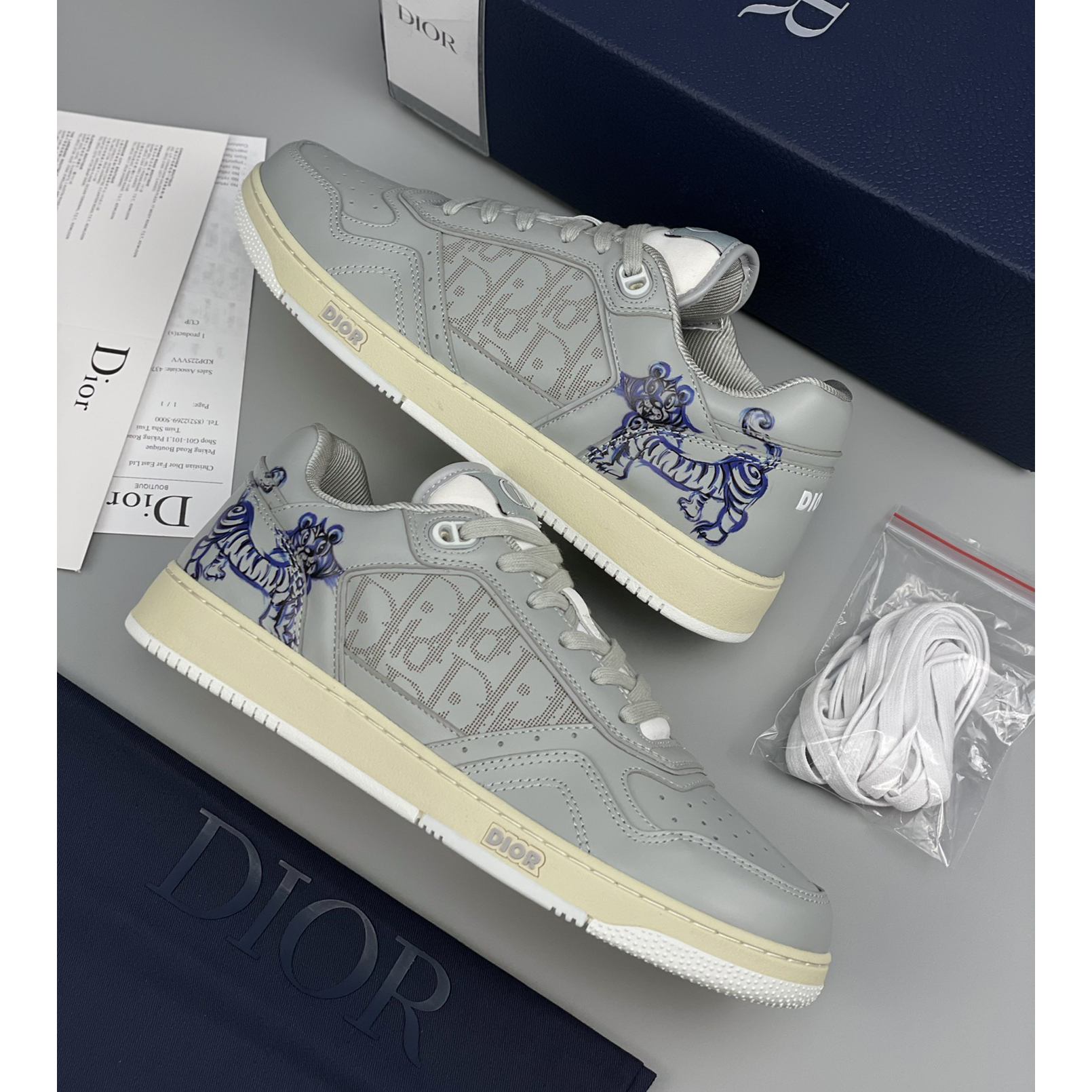 Dior B27 Dior And Kenny Scharf Low-Top Sneaker - 