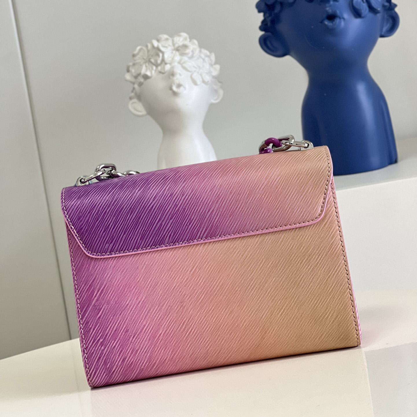 Louis Vuitton Twist MM Handbag(23-17-9.5CM)  M59894 - PerfectKickZ