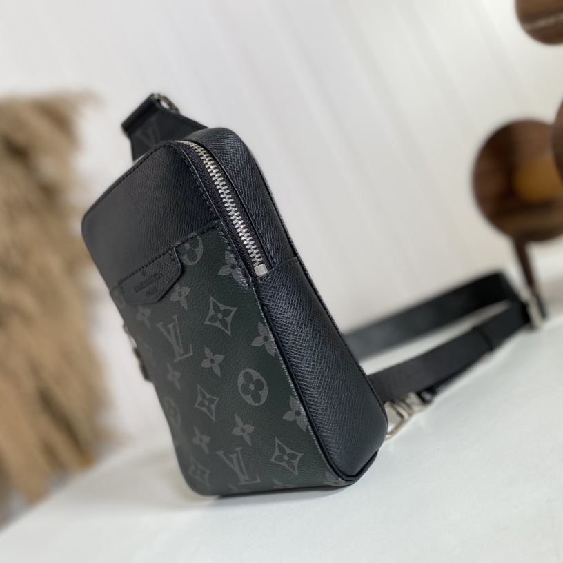 Louis Vuitton Outdoor Slingbag(13-21-5cm)   M30741 - PerfectKickZ