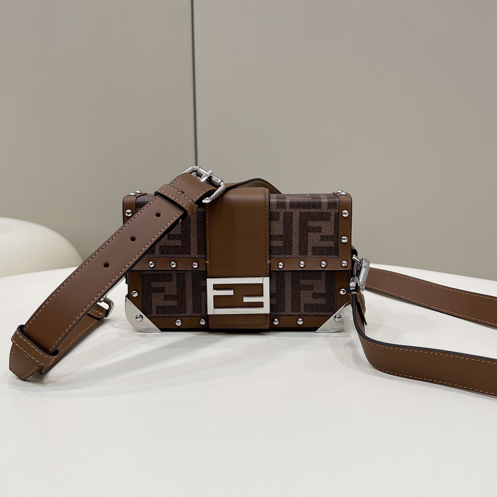 Fendi Baguette Trunk Mini Brown Fabric Bag(18.5-11.5-5cm) - PerfectKickZ